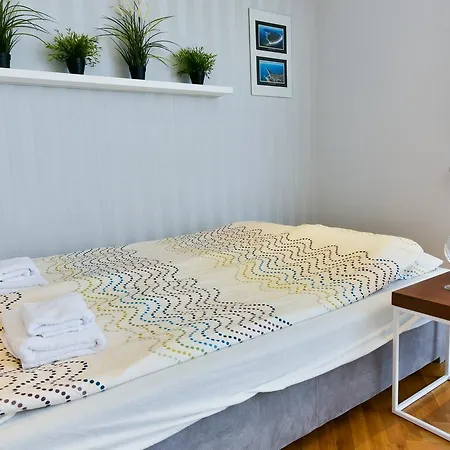 Apartmán Baltic Rent - Wladyslawa Iv 32-26m2 *